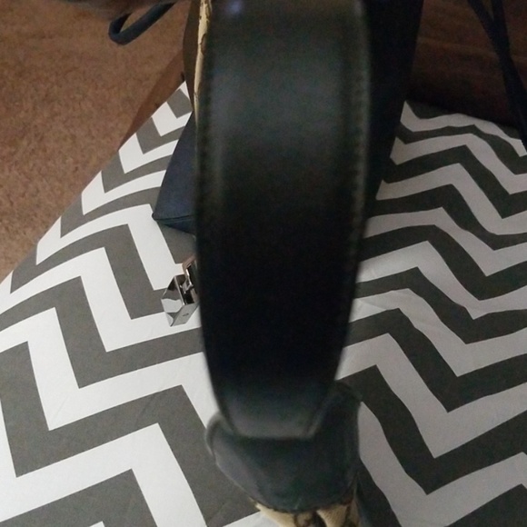 Purse - Picture 5 of 7